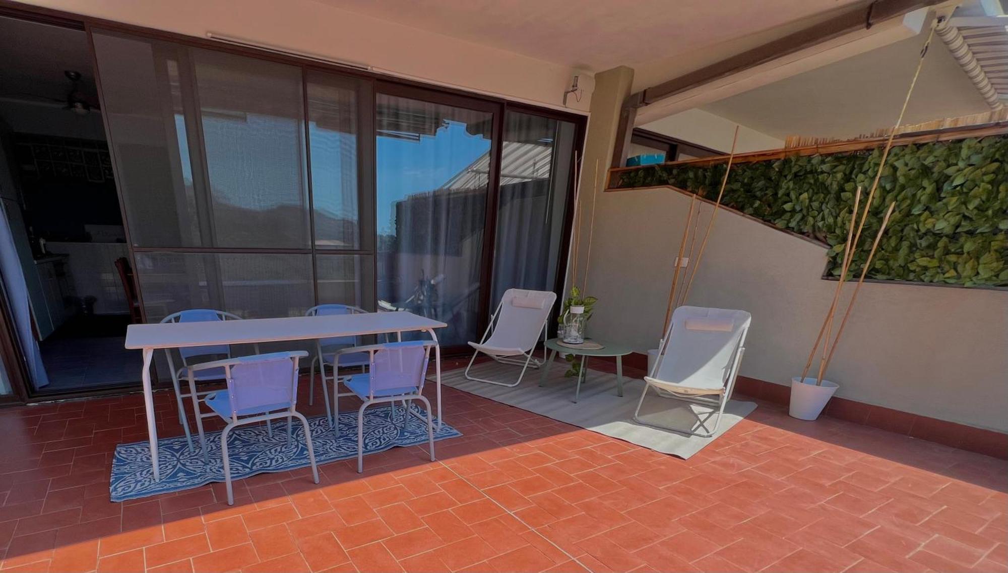 Apartamento Light Blue House Letojanni Exterior foto