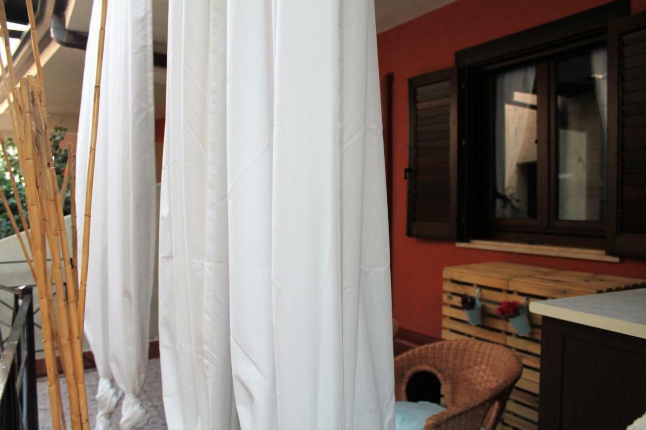 Apartamento Light Blue House Letojanni Exterior foto