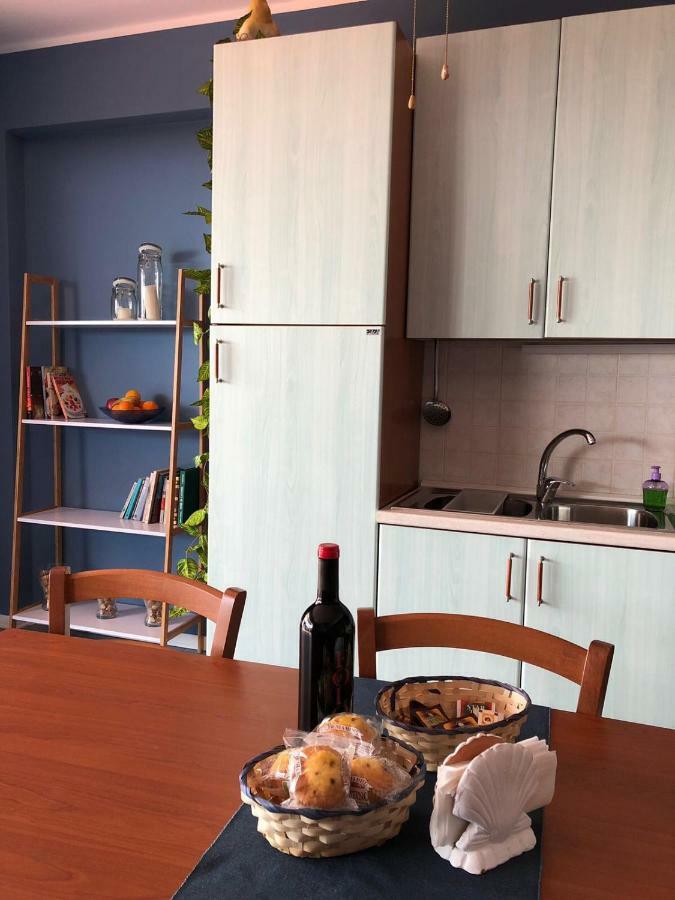 Apartamento Light Blue House Letojanni Exterior foto